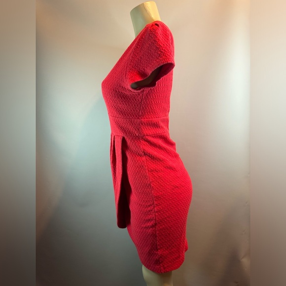 Maeve Anthropologie Splitshade Red Textured Knit Tulip Sheath Dress Size Medium - Picture 4 of 15